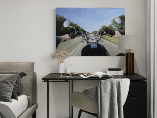 Ein Gemälde mit einem Motorrad.